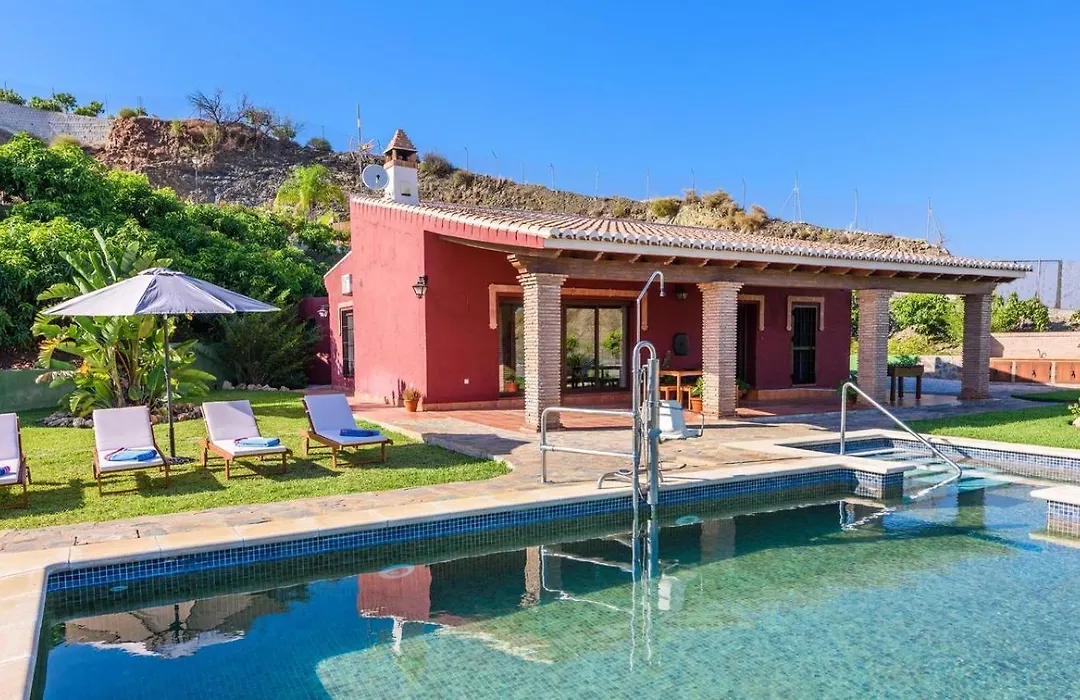 Villa Solgor Benamocarra by Ruralidays-1